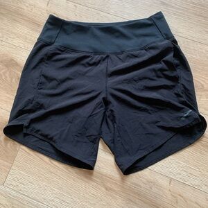 LIKE NEW Brooks Women's Black Athletic Shorts